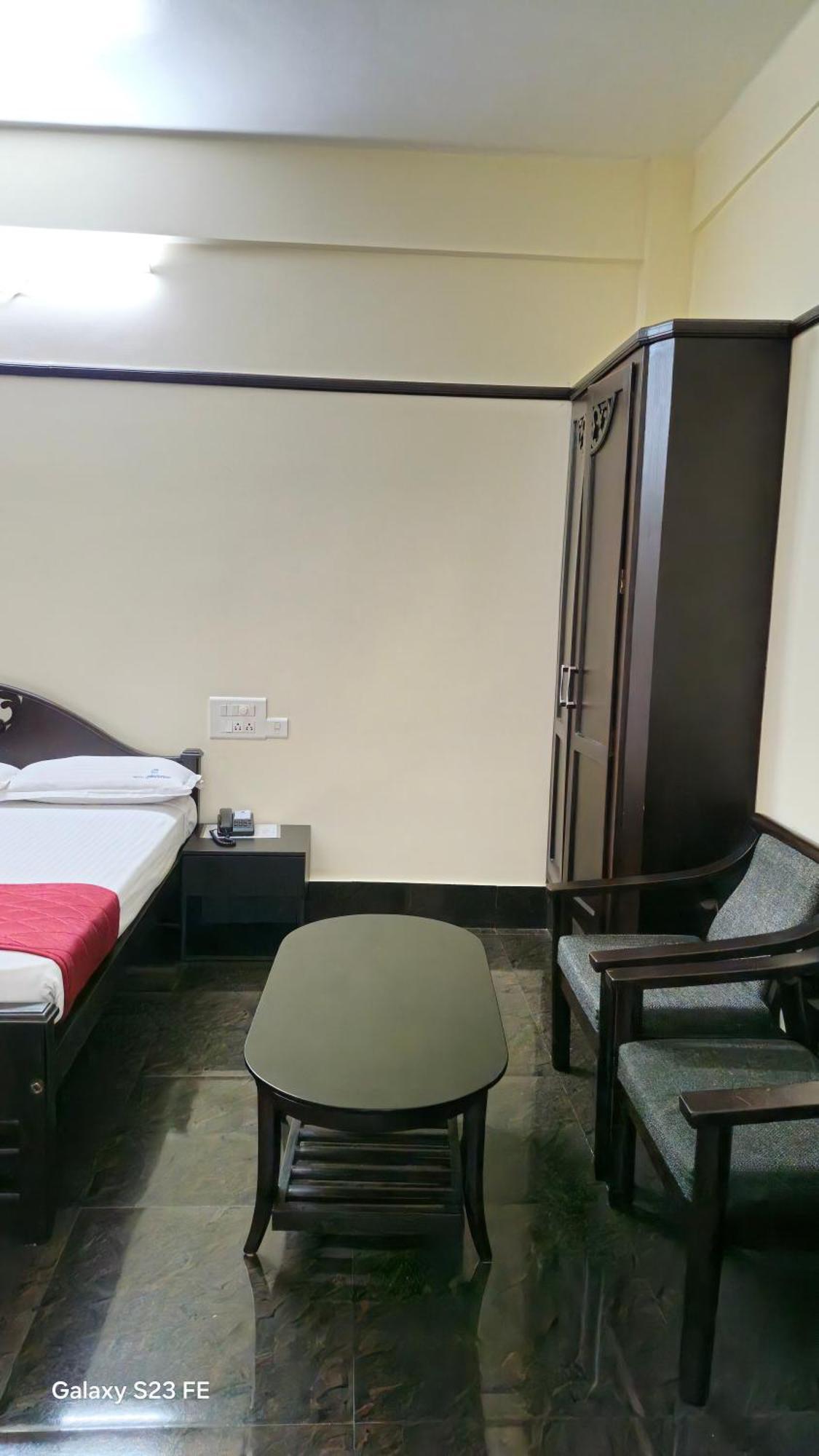 Maharani Hotel Kozhikode Dış mekan fotoğraf